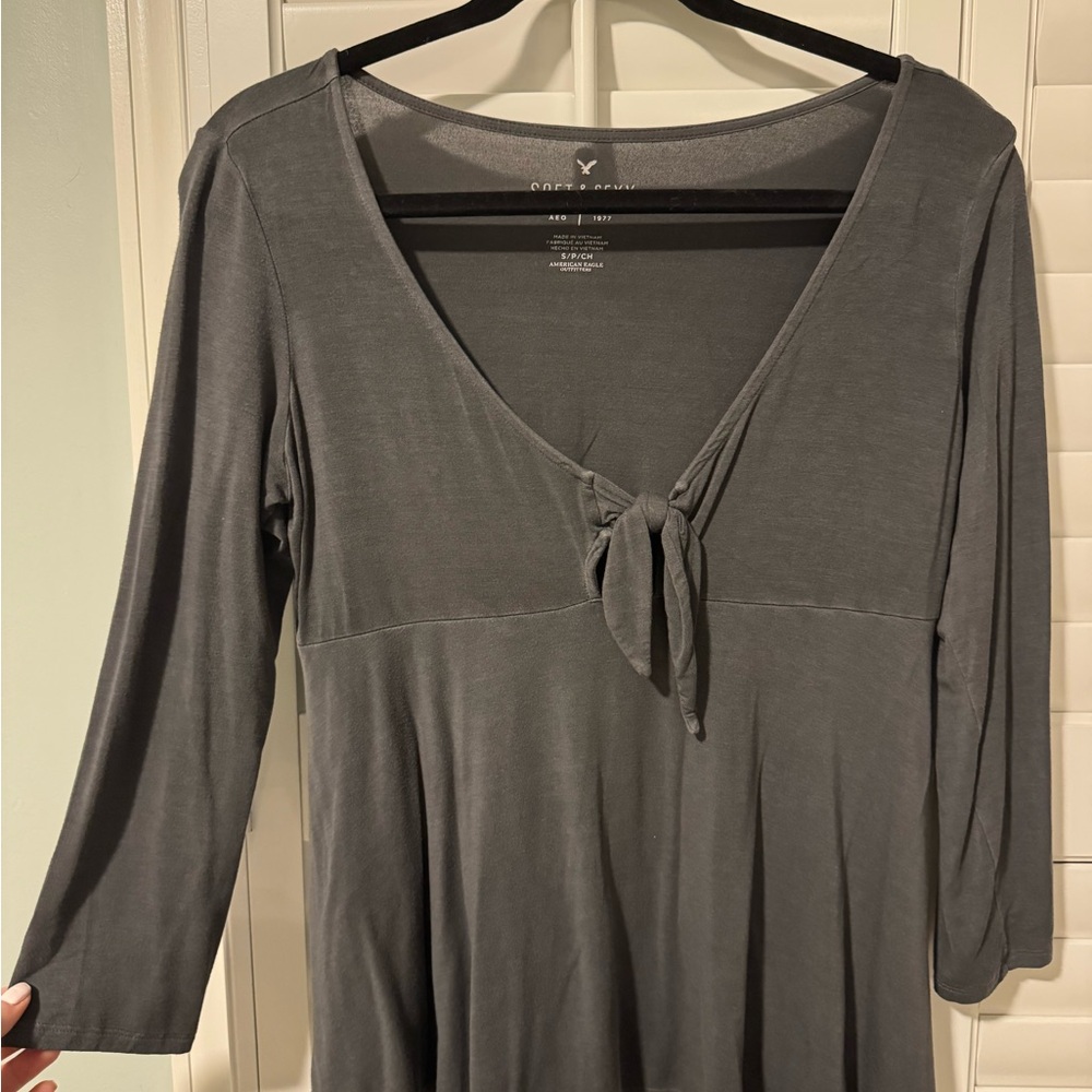 American Eagle Outfitters Soft & Sexy Gray Top